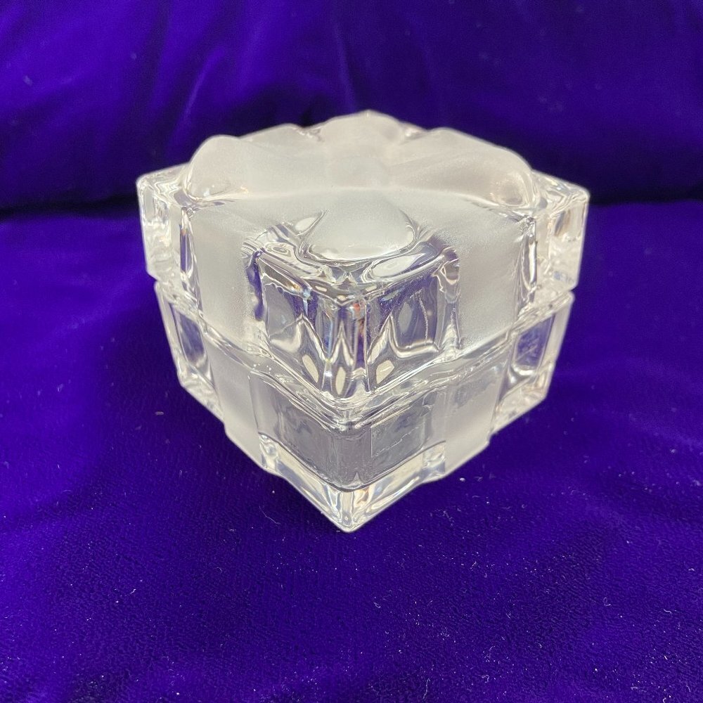 New Fitz and Floyd  Jewelry  Trinket Box